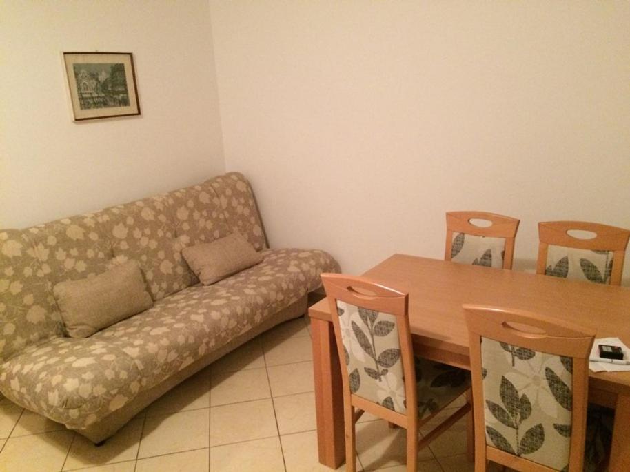 Vila Albatros Bed & Breakfast Rovinj Eksteriør bilde